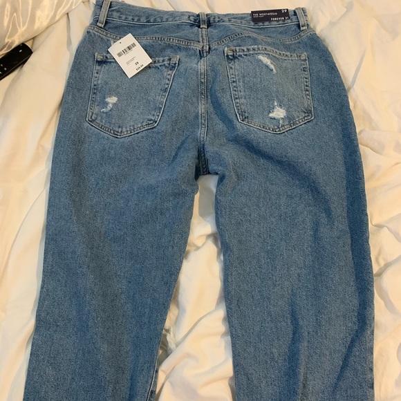 Forever 21 Mom Jeans - Picture 2 of 4